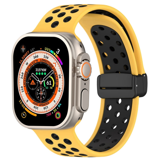 For Apple Watch SE 2023 40mm Magnetic Buckle Silicone Watch Band(Yellow Black) - Watch Bands by PMC Jewellery | Online Shopping South Africa | PMC Jewellery