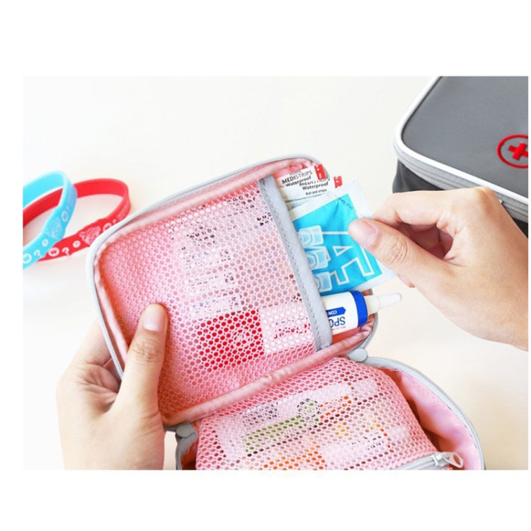 Cute Heart Mini Medicine Bag First Aid Emergency Kits Organizer Outdoor Household Pill Bag, Size: 13x10x4cm(Pink) - Pill Boxes by PMC Jewellery | Online Shopping South Africa | PMC Jewellery